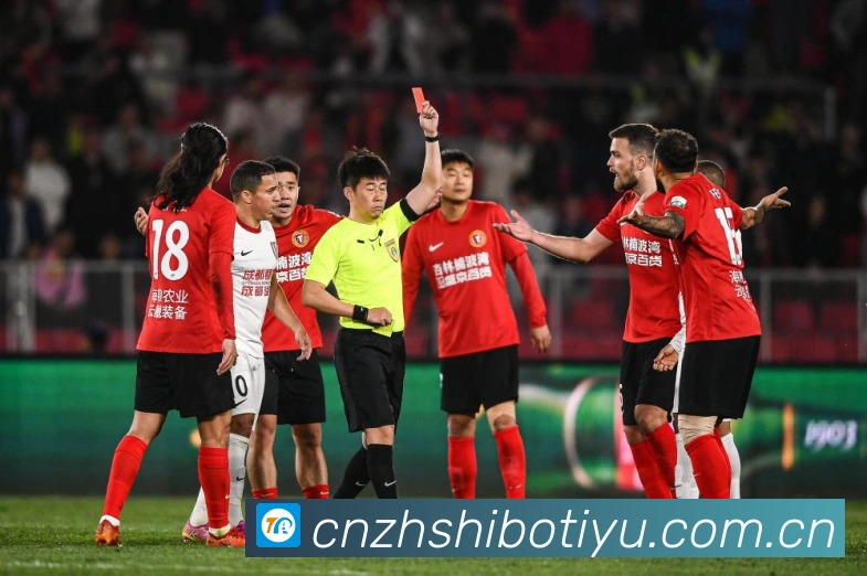 从狼王到篮球生涯高光与竞技价值解析:最新赛事动态与深度分析 从狼王到篮球生涯高光与竞技价值解析:最新赛事动态与深度分析